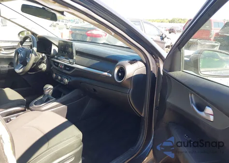 2020 Kia Forte Lxs z USA, uszkodzony, nr VIN 3KPF24AD6LE144144